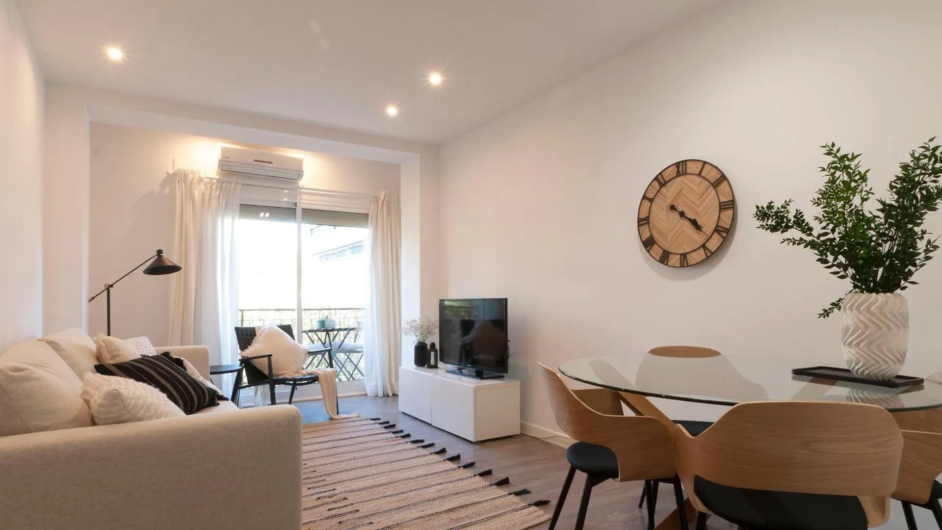 Opening Doors Poblenou Beach Barcelona Apartment