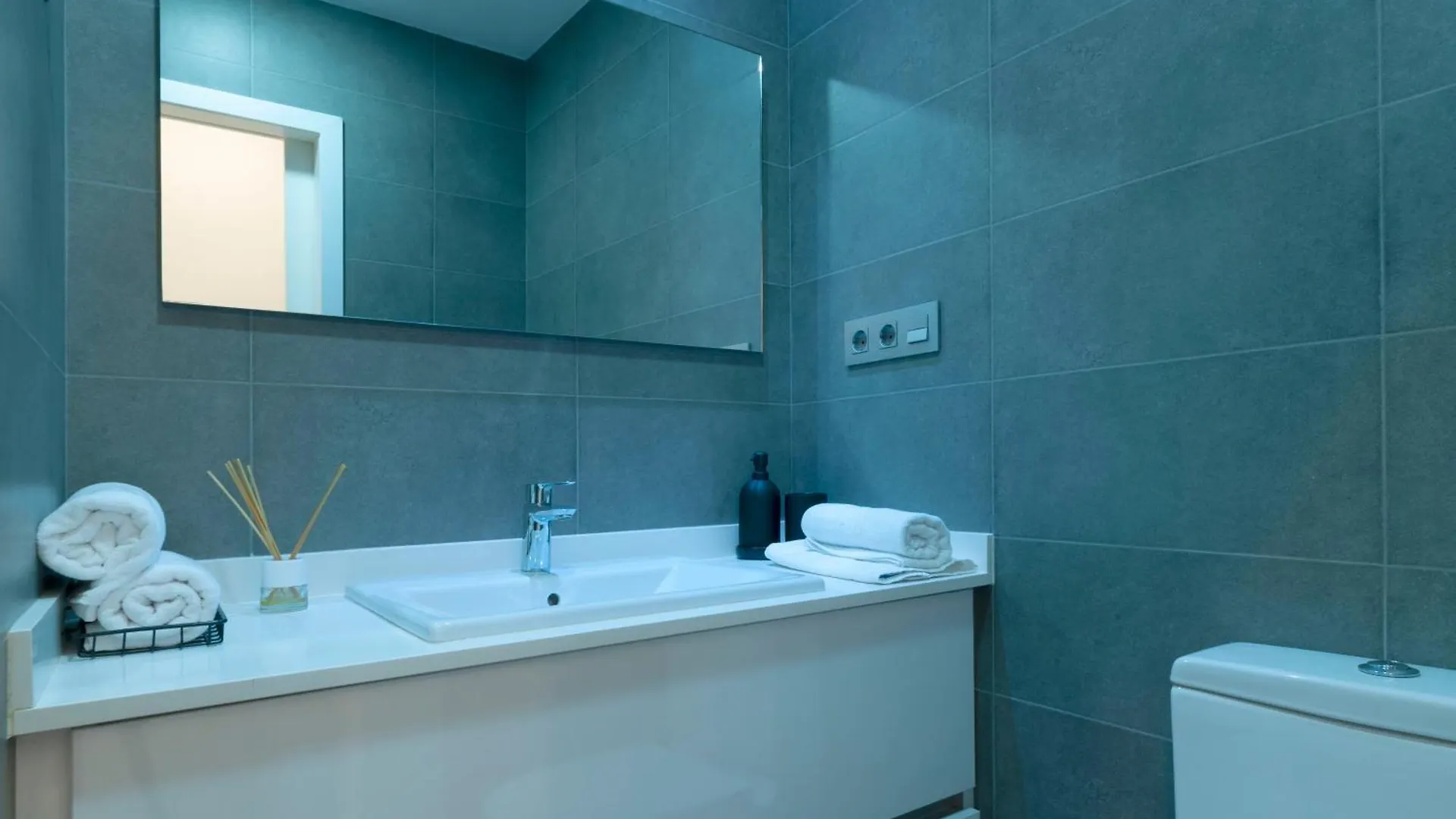 Opening Doors Poblenou Beach Barcelona Appartement