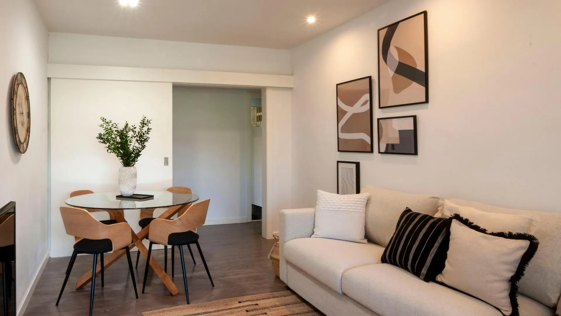 Opening Doors Poblenou Beach Barcelona 0*,  Spanje