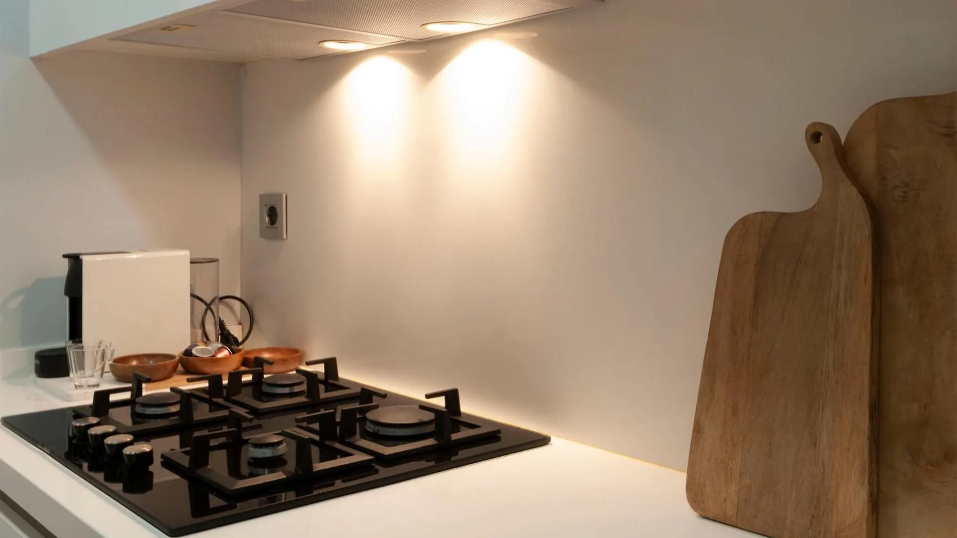 Opening Doors Poblenou Beach Barcelona Spanje