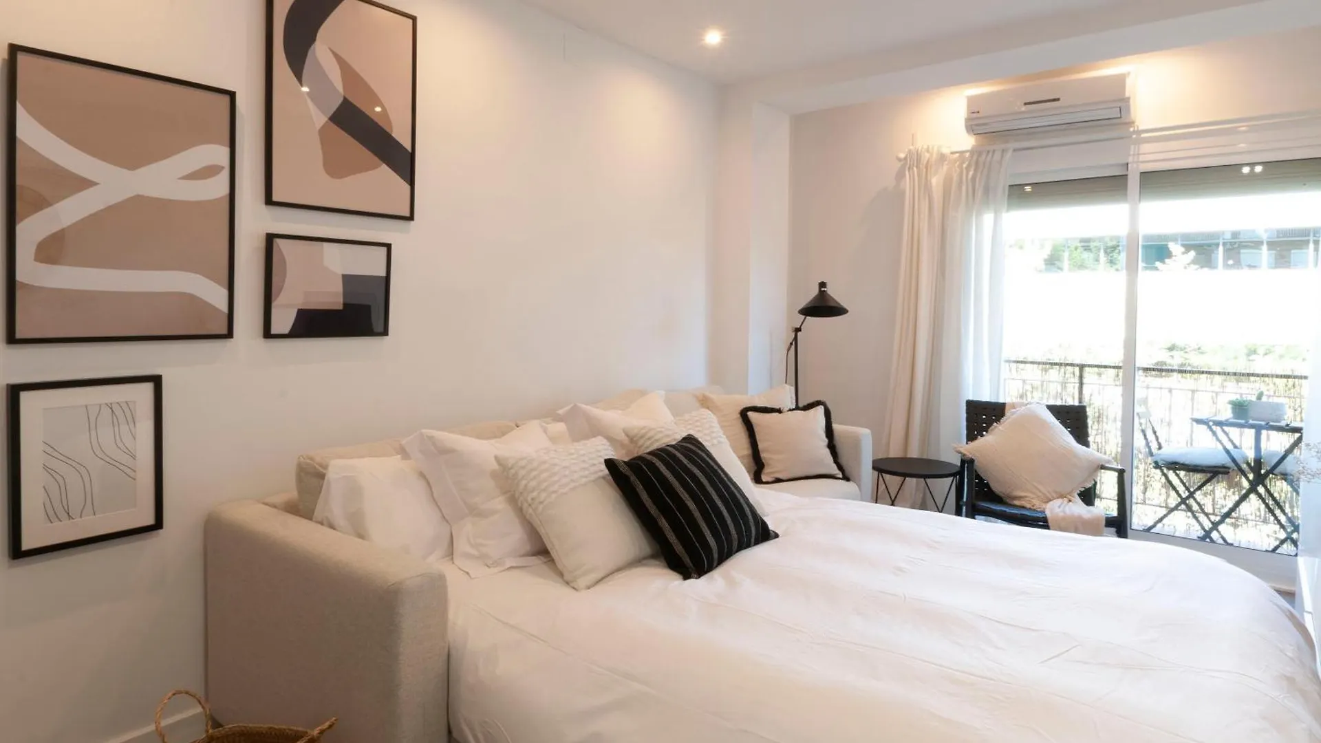 Opening Doors Poblenou Beach Barcelona 0*,  Spanje